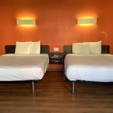 Carlsbad Village Inn المظهر الخارجي الصورة