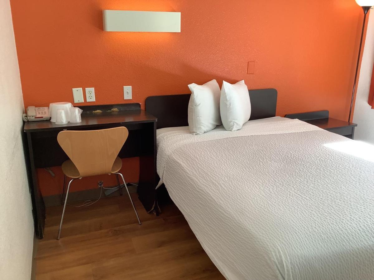 Carlsbad Village Inn المظهر الخارجي الصورة