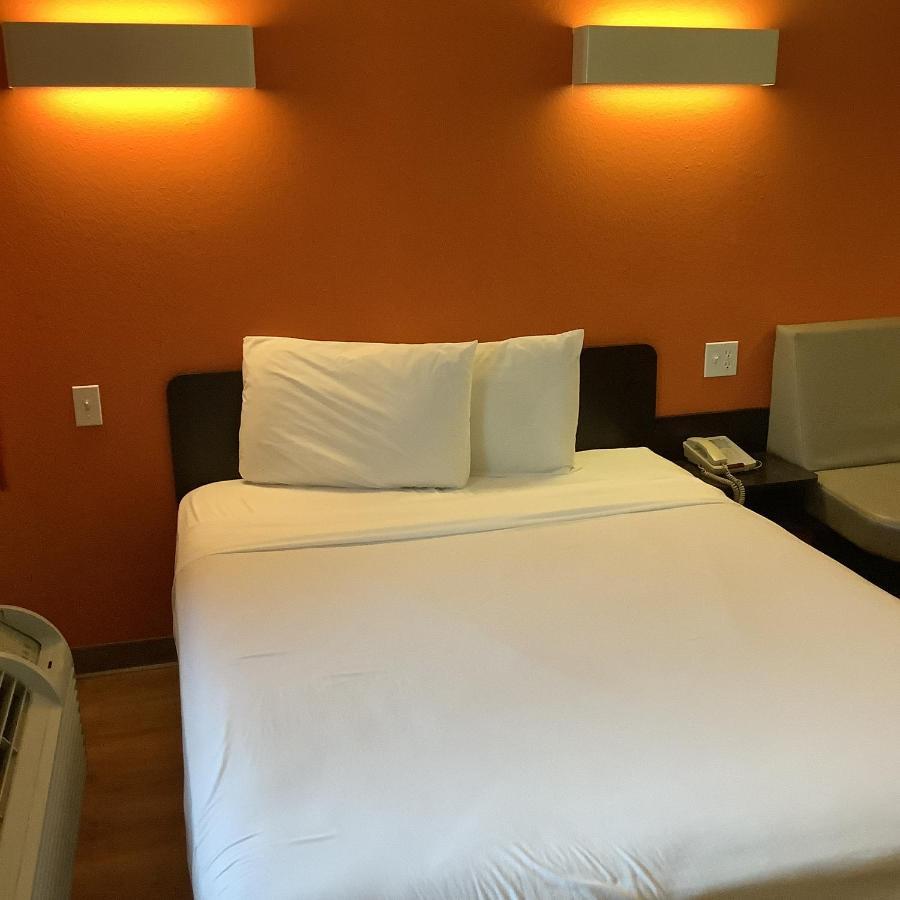 Carlsbad Village Inn المظهر الخارجي الصورة
