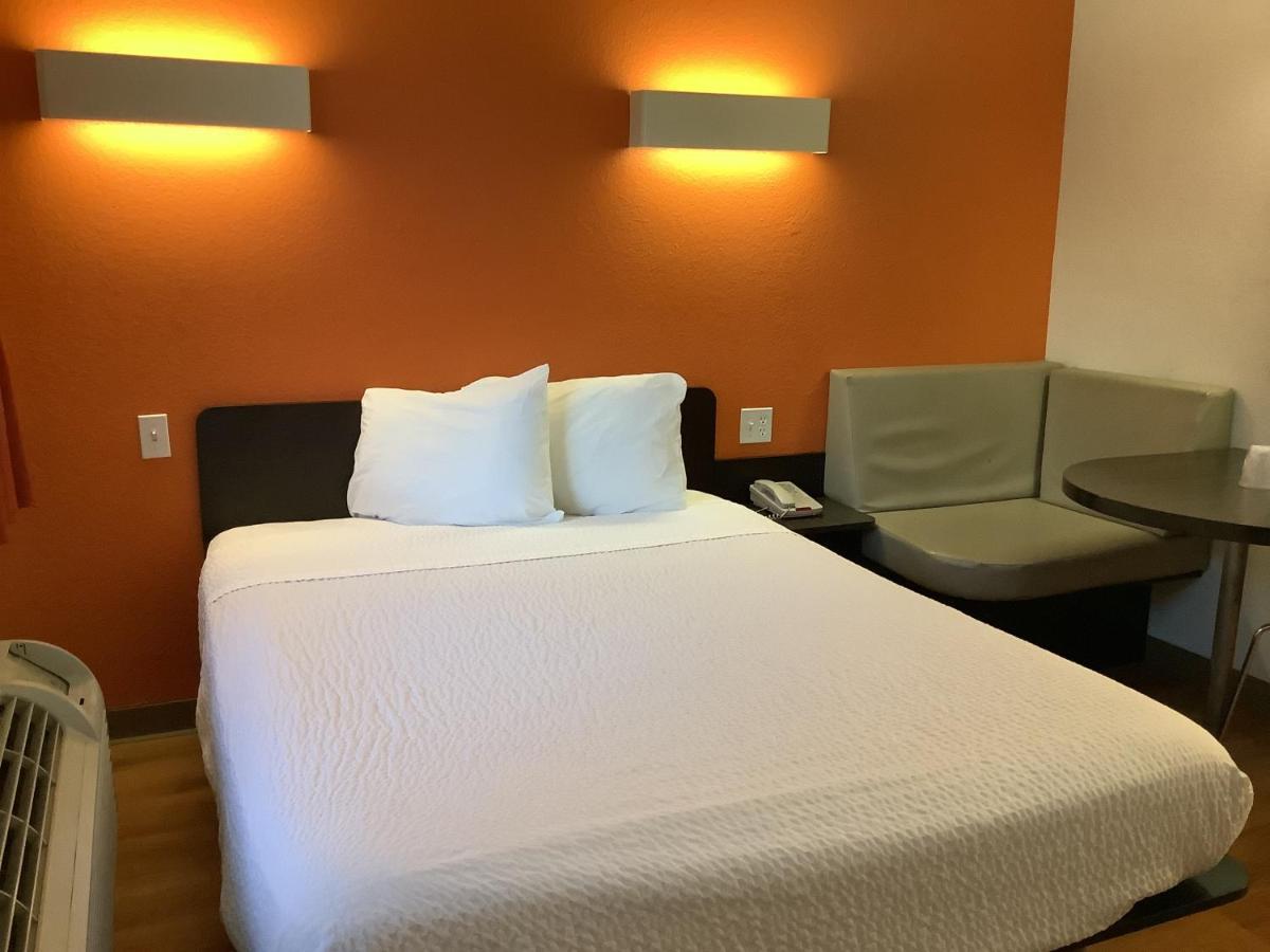 Carlsbad Village Inn المظهر الخارجي الصورة
